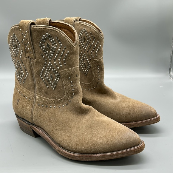 FRYE | BILLY STUD WESTERN BOOTS like new 7.5 - Picture 1 of 12
